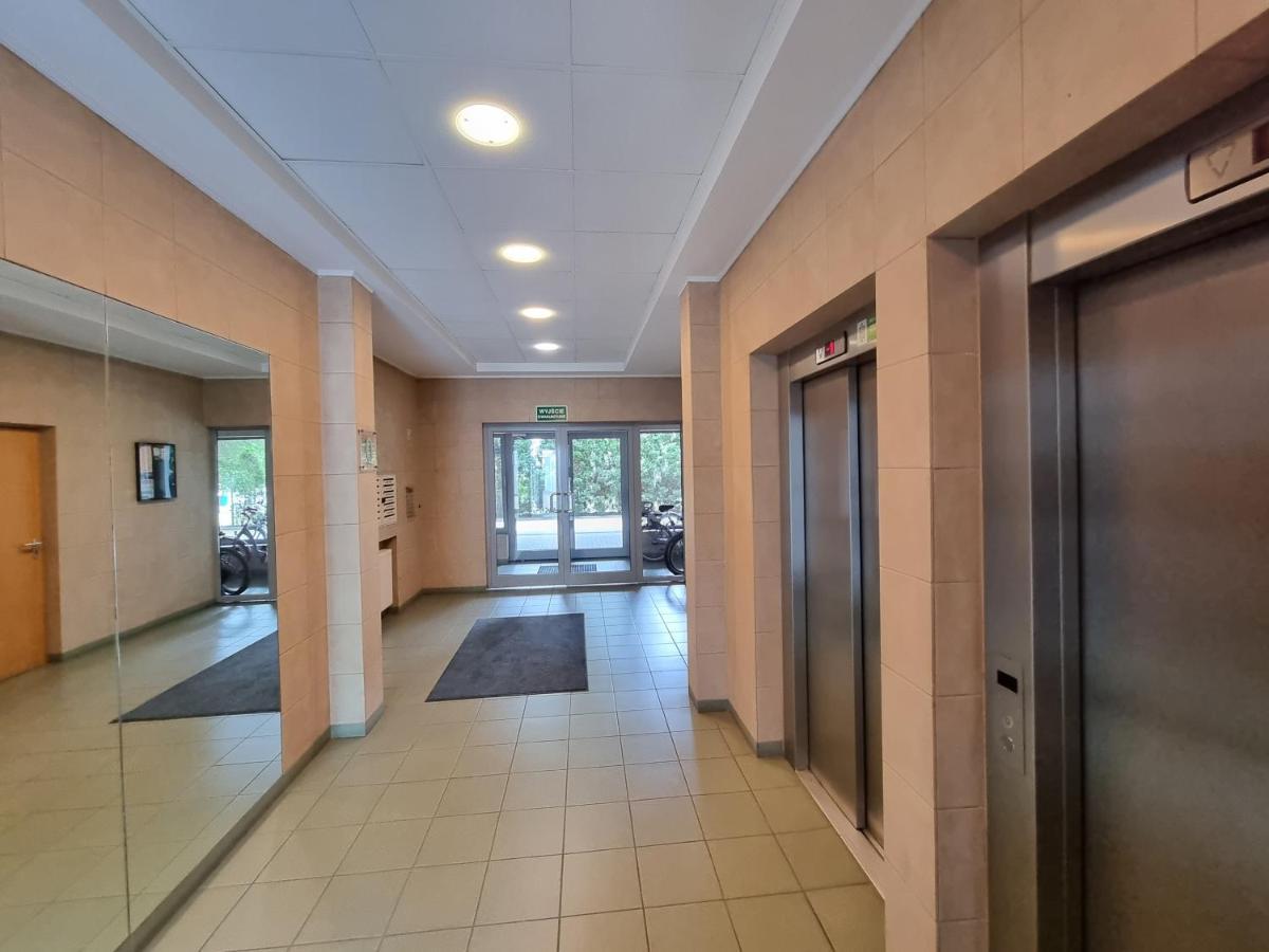 Saska Kepa Apartment Варшава Екстериор снимка